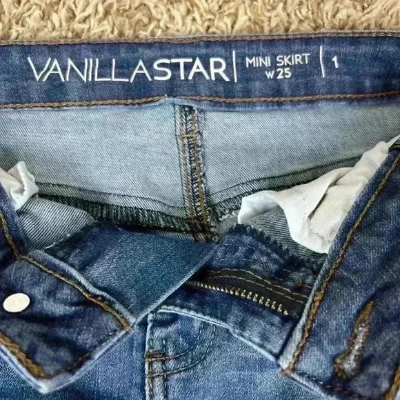 Vanilla Star Jean Skirt‎ Juniors Size 1 25x13 Distressed Stretch Frayed Raw Hem - Picture 5 of 5